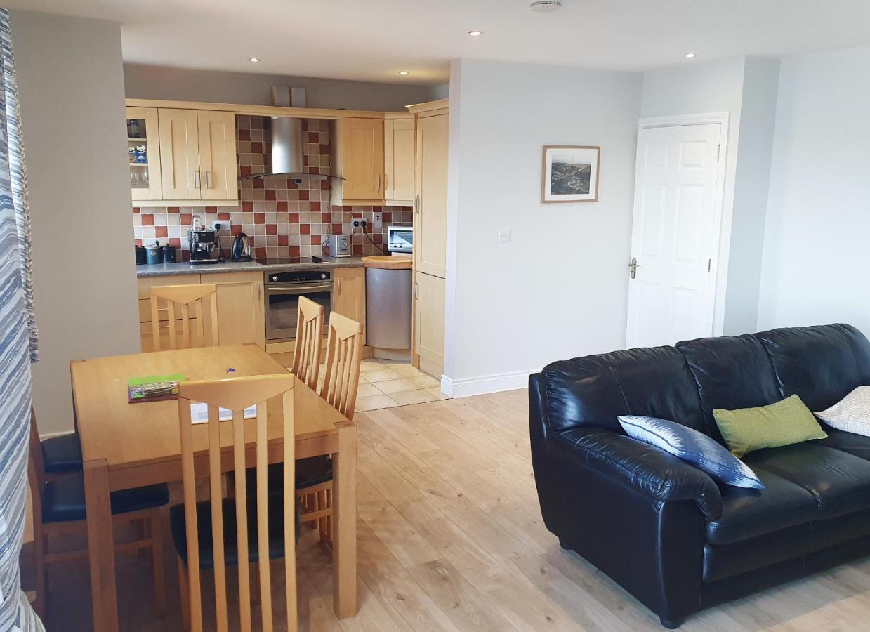 Ballycotton Holiday Apartment No 6 By Trident Holiday Homes ภายนอก รูปภาพ
